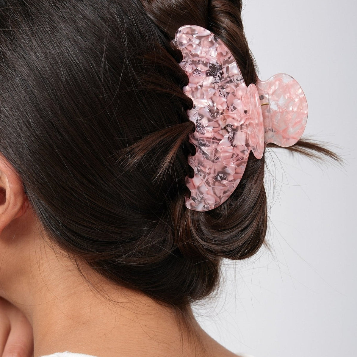 Amelia Claw Clip in Rose Quartz